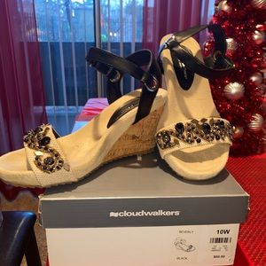 Women’s Wedge Sandal